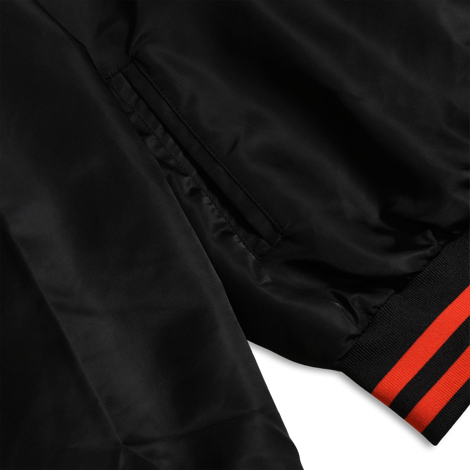 André Saraiva x BEYOND THE STREETS: MR. A Bomberjacke