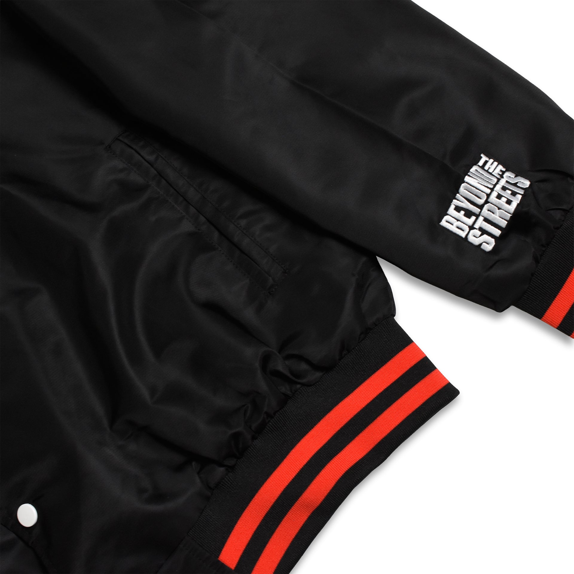 André Saraiva x BEYOND THE STREETS: MR. A Bomberjacke
